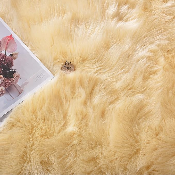 Latepis Yellow Round Rug 3ft Small Circle Faux Sheepskin Fur Rug Fluffy Boho Plush Rug Cute Furry Rugs for Bedroom Cushion Home Decor