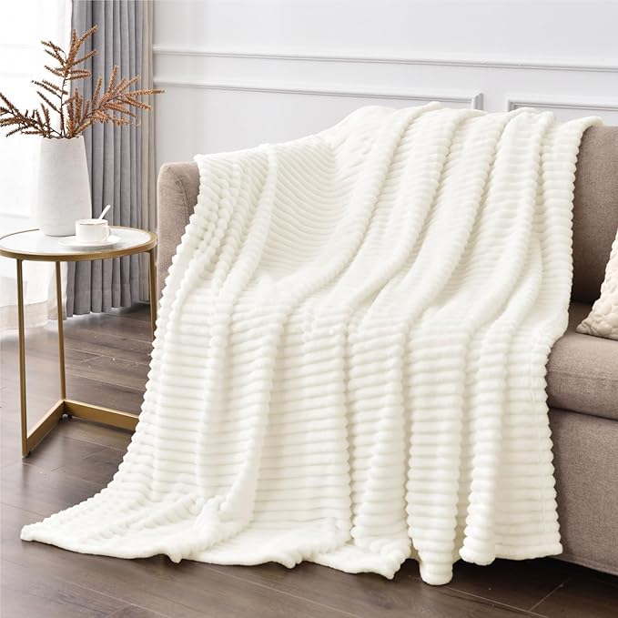 BEDELITE Fleece Throw Blanket for Couch – 3D Ribbed Jacquard Soft and Warm Decorative Fuzzy Blanket – Cozy, Fluffy, Plush Lightweight Cream Throw Blankets for Bed, Sofa, 50x70 inches
