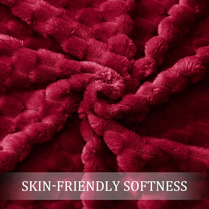 Exclusivo Mezcla Fleece Queen Blanket for Bed, Extra Large Fuzzy Deep Red Bed Blankets, Soft Cozy Plush Sofa Throws for All Seasons, 90x90 Inches