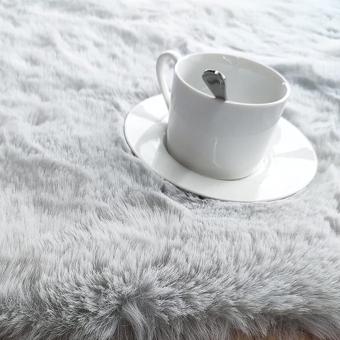 Ghouse Faux Rabbit Fur Round Rug 3ft Grey Round Rugs for Bedroom Decor Fluffy Area Rugs for Living Room, no-Shedding Carpet Sheepskin Washable Rug Rome Decor