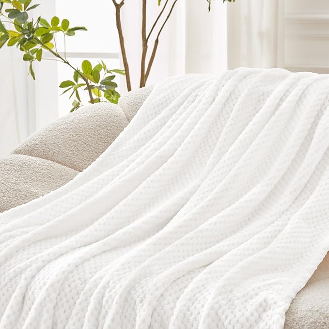Exclusivo Mezcla Fleece Throw Blanket Extra Large, Super Soft and Warm Blankets for Couch, Sofa and Bed Waffle Textured, Cozy, Fuzzy and Lightweight (Pure White, 50x70 Inches)