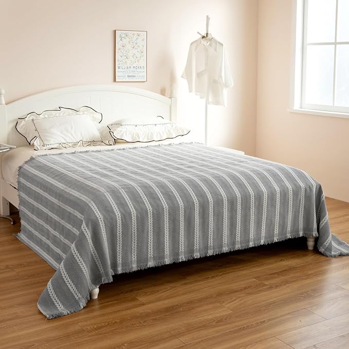Couch Cover for Dogs, Boho Sofa Covers for 3 Cushion Couch, Chenille Sofa Slipcover for Pets Washable, L-Shape Sectional Loveseat Cover Soft Throw Blankets with Tassels(91x134,Striped Grey)