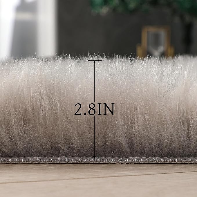 linmopm Faux Fur Rug Sheepskin Shag Fluffy Fuzzy Grey 4x6 ft Rugs for Bedroom Bedside Bed Floor Living Room Plush High-Density Cushion Carpet Super Sofa Cover