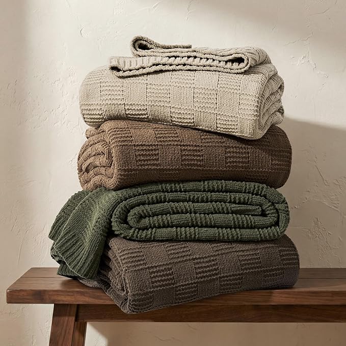 EVERGRACEHOME Modern Checkered Chenille Throw Blanket, Soft Cozy Plaid Knitted Chair Blanket for Sofa Couch, Decorative Knit Throw for Bed and Living Room, Camel Brown, 50" x 60"