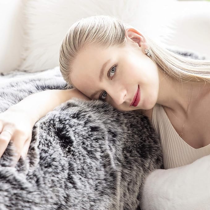 Ashler HOME DECO Soft Fox Faux Fur Chair Couch Cover Area Rug for Bedroom Floor Sofa Living Room Black White Rectangle 3 x 5 Feet