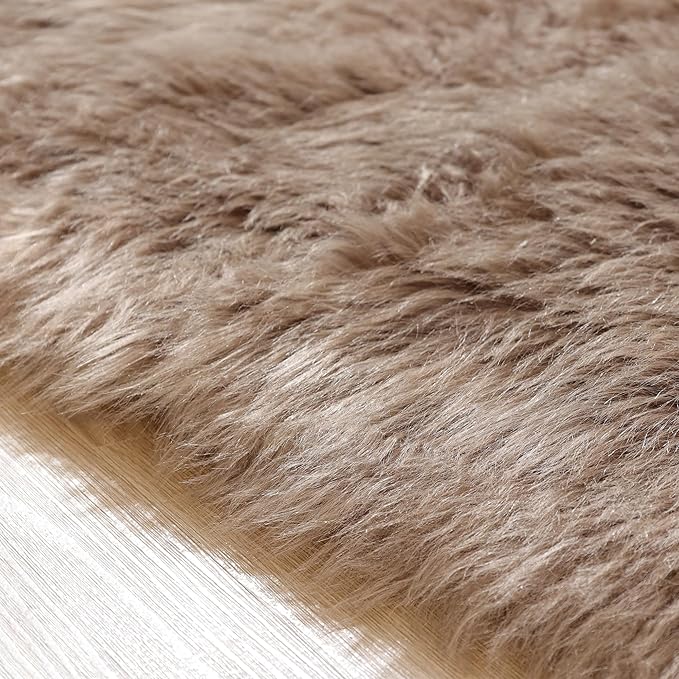 ORINOVA Fluffy Beige 8X10 Area Rug Faux Sheepskin Shaggy Fur Rug Washable for Living Room Bedroom Nursery Teen Room Home Décor