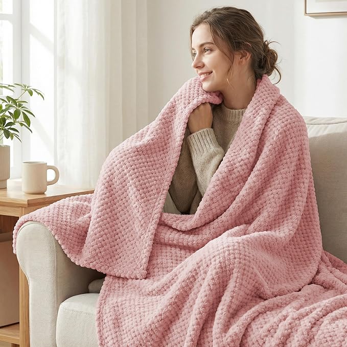 Exclusivo Mezcla Fleece Bed Blanket Queen Size, Super Soft and Warm Blankets for Couch, Sofa and Bed Waffle Textured, Cozy, Fuzzy and Lightweight (Dusty Pink, 90x90 Inches)