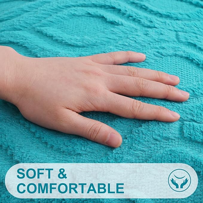 decorUhome Summer Throw Pillow Covers 16x16 Inch Set of 2, Soft Plush Faux Wool Turquoise Solid Couch Pillow Covers, Accent Farmhouse Neutral Square Pillow Cases for Sofa Bed Living Room