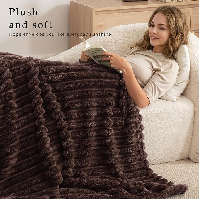 Exclusivo Mezcla Fleece Throw Blanket for Couch, Super Soft Striped Jacquard Bed Blanket, Lightweight Fuzzy Cozy for All Seasons, 50x60 Inches, Coffee