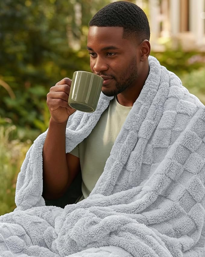 Utopia Bedding Cool Grey Checkered Fleece Twin Blanket for Couch or Bed, Soft Plush Cozy Blanket for Women and Men, Ultra Comfy Travel-Friendly Bed Throws for Relaxation, 60x80 Inches