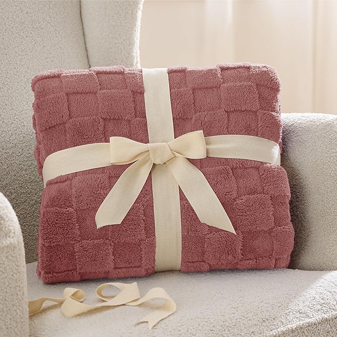 Bedsure GentleSoft Twin Blanket for Bed Dusty Pink - Super Soft Cozy Blankets for Women Kids Girls, Cute Fuzzy Fleece Throws for Bedroom Couch, 60x80 Inches