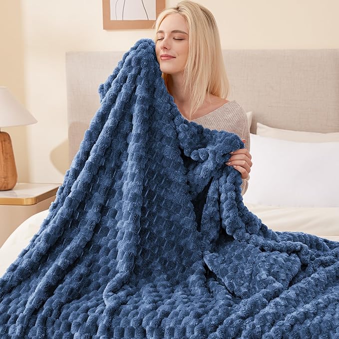 EXQ Home Fleece Throw Blanket for Couch or Bed - 3D Imitation Turtle Shell Jacquard Decorative Blankets - Cozy Soft Lightweight Fuzzy Flannel Blanket Suitable for All Seasons(50"×60",Dark Blue)