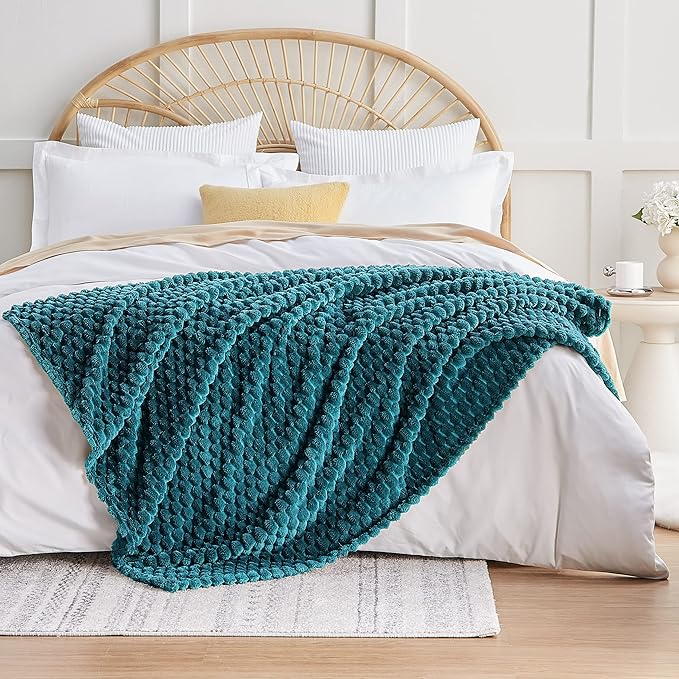 EXQ Home Fleece Throw Blanket for Couch or Bed - 3D Imitation Turtle Shell Jacquard Decorative Blankets - Cozy Soft Lightweight Fuzzy Flannel Blanket Suitable for All Seasons(50"×60",Teal)